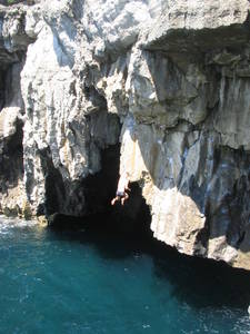 deep water soloing dws congor cave connor cove united kingdom falling heath bunting