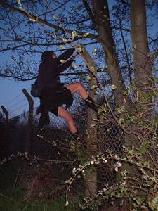 bristol purdown kate rich fence climbing