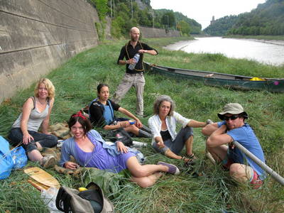 tidal gorge wild swim race end frome resurgence feral trade ali jones frances hutchings heath bunting sophie mellor sarah flint