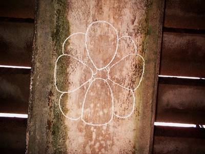 tagging chalk arsehole m motorway bridge artist easton