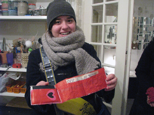 Plastic bag wallet workshop